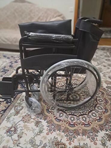 Əlil arabaları: TEZEDİ 1 GUN İSTİFADƏ OLUNDU QALDİ 350 alınıb 180 m satılır UNVAN