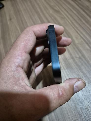 apple ipad air: IPhone 14, Qara, Face ID — 3