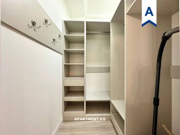 Долгосрочная аренда квартир: 3 комнаты — 12