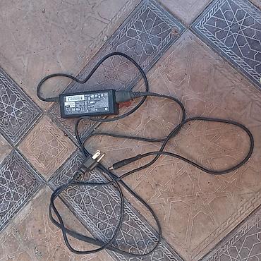 HP noutbuk adapteri/şarj cihazı - Brend: HP - Giriş: 100–240V ~