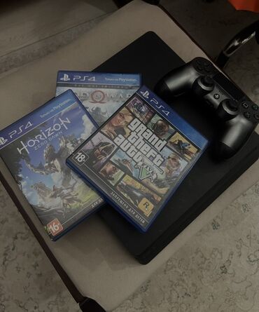 джойстик usb universal serial bus: Игровой комплект для PlayStation 4. Состав: - Консоль PlayStation 4