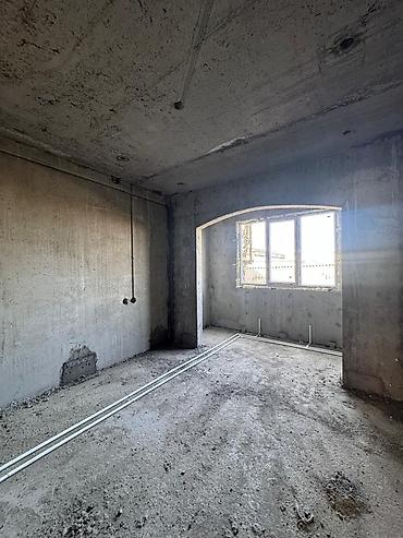 3 комнаты, 83 м², Технопарк 108 серия, 1 этаж, ПСО (под самоотделку) at lalafo.kg 3 комнаты, 83 м², Технопарк 108 серия, 1 этаж, ПСО (под самоотделку)