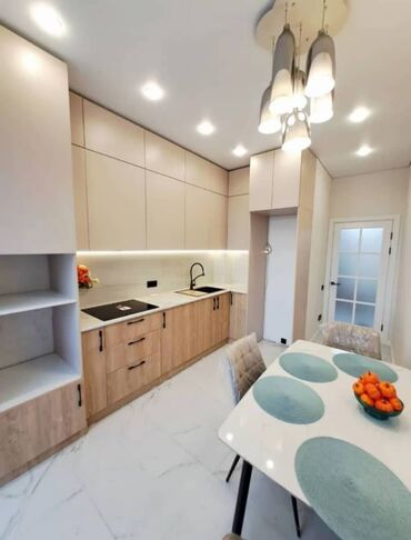 квартиры посуточно в бишкеке в районе филармонии: 2 комнаты, 70 м², Элитка, 3 этаж, Дизайнерский ремонт