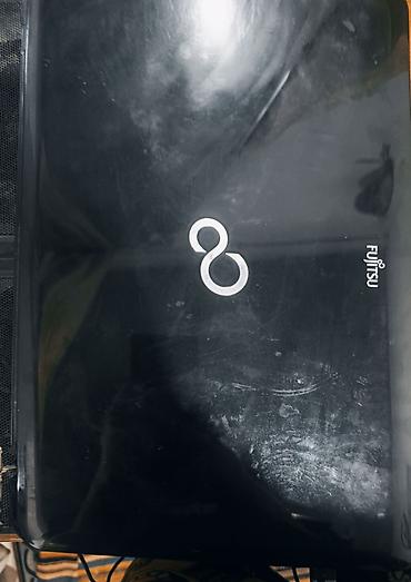 core i3 10100: Ноутбук Fujitsu (серия Lifebook, 15–16") с дисководом DVD-RW — 1