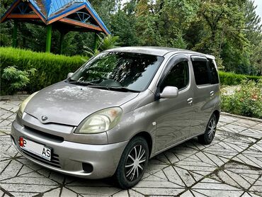 corolla runx: Toyota Funcargo: 2002 г., 1.3 л, Автомат, Бензин, Хетчбек