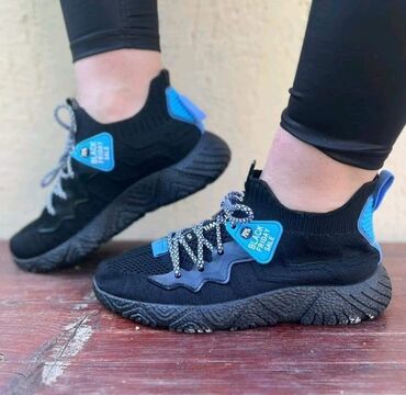Women's Sneakers and athletic shoes: 41 — 18