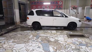 машина ипсум: Toyota