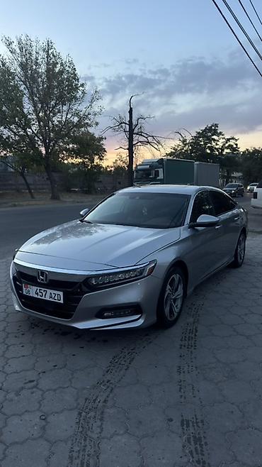 аккорд 10 поколения: Honda Accord: 2018 г., 1.5 л, Вариатор, Бензин, Седан — 9