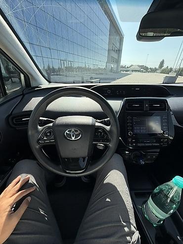 приус 10кузов: Toyota Prius: 2022 г., 1.8 л, Вариатор, Гибрид, Хэтчбэк — 7
