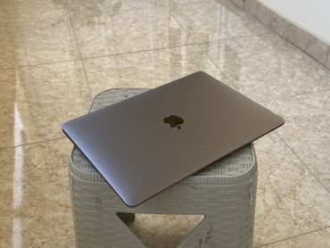 apple notebook baku: Apple M1, 8 ГБ ОЗУ, 13.3 "