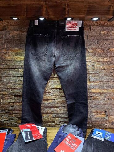 Jeans: Dsquared farmerke 33-36