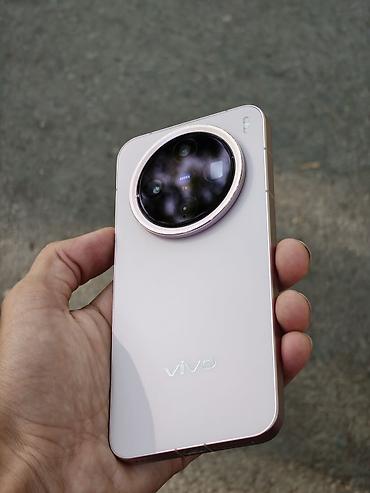 9400: Vivo X200 Pro mini, Новый, 256 ГБ, цвет - Розовый, В рассрочку, 1 SIM, 2 SIM — 1