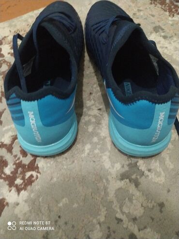 спортивная обувь мужские: Меняю Сороконожки 43 Размер на 42 брал в Вафе Центре за 3000 играл в