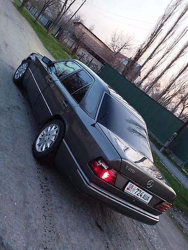 Транспорт: Mercedes-Benz W124: 1992 г., 2.3 л, Механика, Бензин, Седан — 10