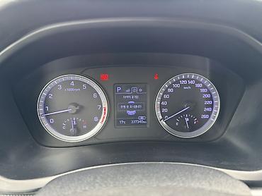 Продажа авто: Hyundai Sonata: 2019 г., 0.2 л, Автомат, Газ, Седан — 7