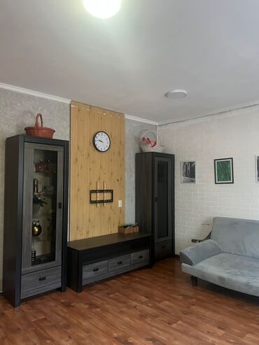 кант жилдома: 80 м², 2 комнаты, С мебелью, Кухонная мебель