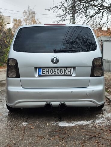 Used Cars: Volkswagen Touran: 2 l | 2005 year Van/Minivan