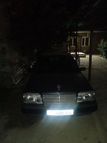 Продажа авто: Mercedes-Benz E-Class: 1994 г., 2.2 л, Механика, Бензин, Универсал — 3