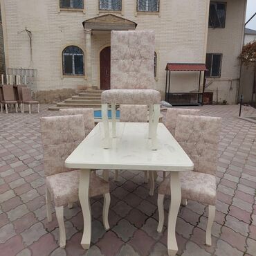 stol stul kredit: Yeni, Azərbaycan