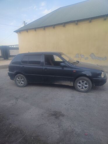 машина венто: Volkswagen Golf: 1993 г., 1.8 л, Механика, Бензин, Седан