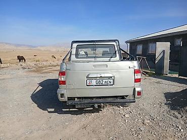 авто унаа сатылат: УАЗ Pickup: 2015 г., 2.7 л, Кол менен иштөөчү, Газ, Пикап — 3