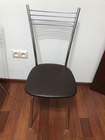 продам мебель бу в бишкеке: Продаю стульев в количестве 4 шт
Цена:8000с
Тел
