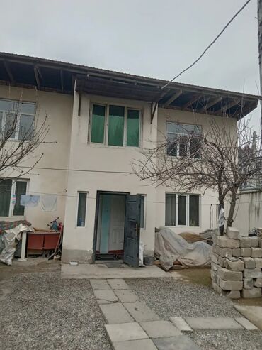 дом город ош: Үйдүн жарымы, 60 кв. м, 5 бөлмө, Менчик ээси, Эски ремонт