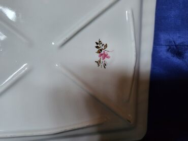 Ostali antikviteti: Tanjir Zajecar porcelan za posluzenja iz 70ih.godina. Tanjir za — 10