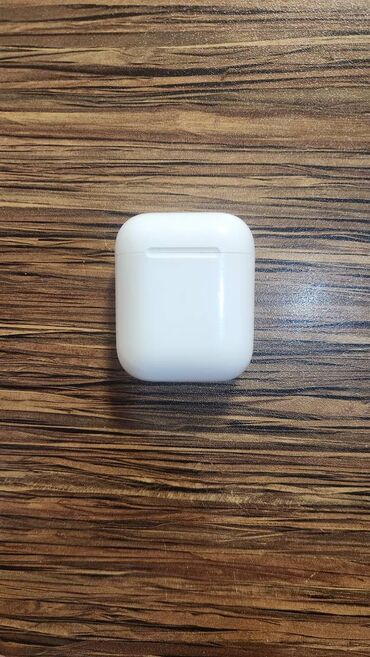 Kia: Airpods 1 üçün keys. Seriya nömrəsi - FXWT9Y0PH8TT. Airpods keysi