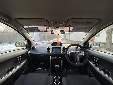 Toyota: Toyota ist: 2002 г., 1.3 л, Автомат, Бензин, Хэтчбэк — 7