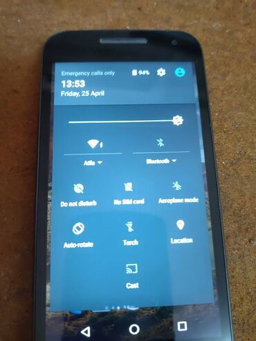 Motorola: Motorola Moto E (3rd Gen), 16 GB, bоја - Crna — 9