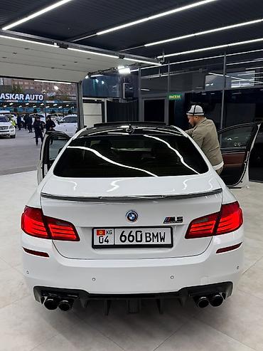 gac aion v plus: BMW 5 series: 2011 г., 3 л, Бензин, Седан — 3