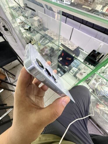 Samsung: Samsung Galaxy A55, Б/у, 128 ГБ, цвет - Белый, 2 SIM — 4