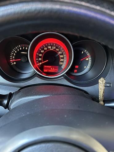 pajero stop: Kia Cerato: 2 l | 2009 il Sedan — 3