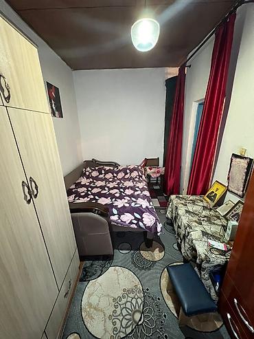 Продажа коттеджей и домов: Село Дмитриевка,дача Кыргызавтомаш.Дом 55 кв .м, 2спальни,зал,кухня и — 4