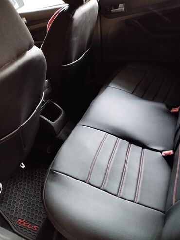 Ford: Ford Focus: 1.6 l | 2006 il 367447 km Hetçbek — 6