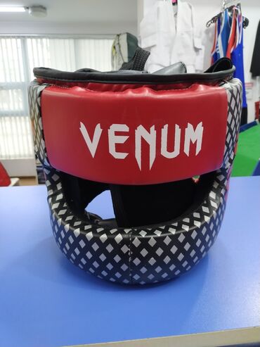шлем для лыж: Боксеркий шлем с бампером шлем для бокса Venum в спортивном магазине