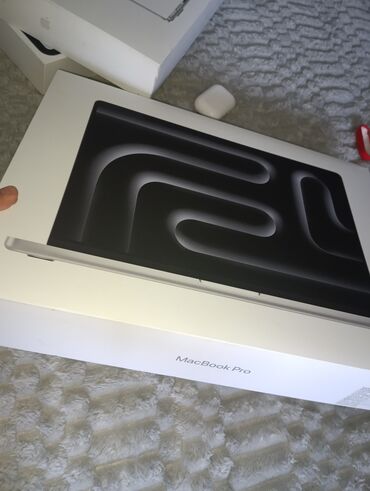iphone 5 c новый: Продаю коробки оригинальные от Apple MacBook Air MacBook Pro
