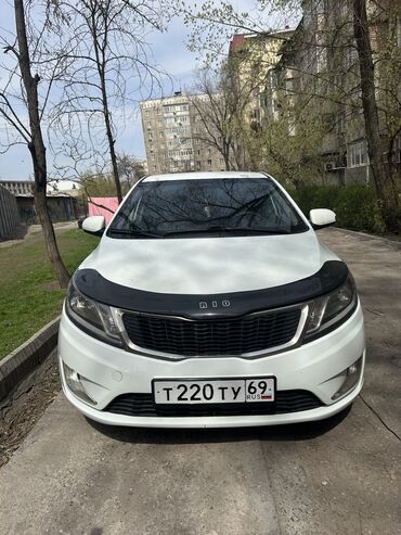 машина kia rio: Kia Rio: 2014 г., 1.6 л, Механика, Бензин, Седан