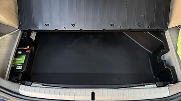 Toyota: Toyota Prius: 2015 г., 1.8 л, Вариатор, Гибрид, Хэтчбэк — 9