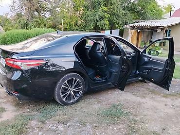 e38 bmw: Toyota Camry: 2018 г., Автомат, Бензин, Седан — 3
