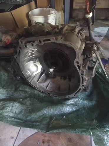 бак на фура: Коробка передач Автомат Toyota 2005 г., Б/у, США