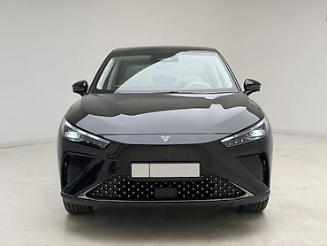 Другие автомобили: Hozon Neta L 📌 О машине: — 2024 год — пробег: 27 000 км — — 1