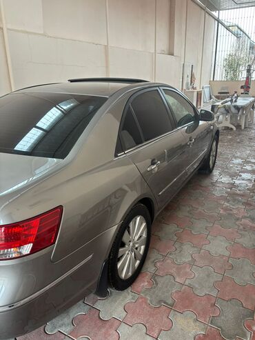 Hyundai: Hyundai Sonata: 2.4 l | 2009 il Sedan — 4