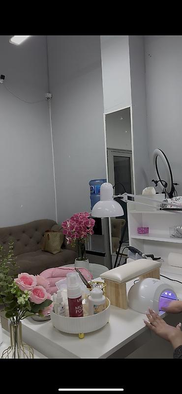 гостииичного типа: Маникюрный салон 60 м², С ремонтом, С оборудованием — 2