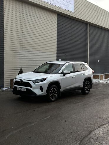 Toyota: Toyota RAV4: 2020 г., 2.5 л, Автомат, Бензин, Кроссовер