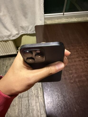 Apple iPhone: IPhone 15 Pro Max, 512 GB, Black Titanium, Face ID — 7