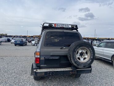 машина с 4: Toyota LandCruiser 70 Series: 1995 г., 4.2 л, Автомат, Дизель, Внедорожник