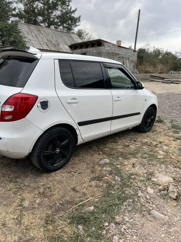 авторынок бишкек хонда степвагон: Skoda Fabia: 2009 г., 1.2 л, Механика, Бензин, Хэтчбэк