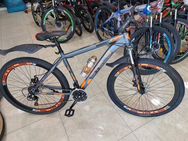 Şəhər velosipedləri: Maşınskoy paçivnik, 3 qat disklə keyfiyyətli Velosipetlər — 3